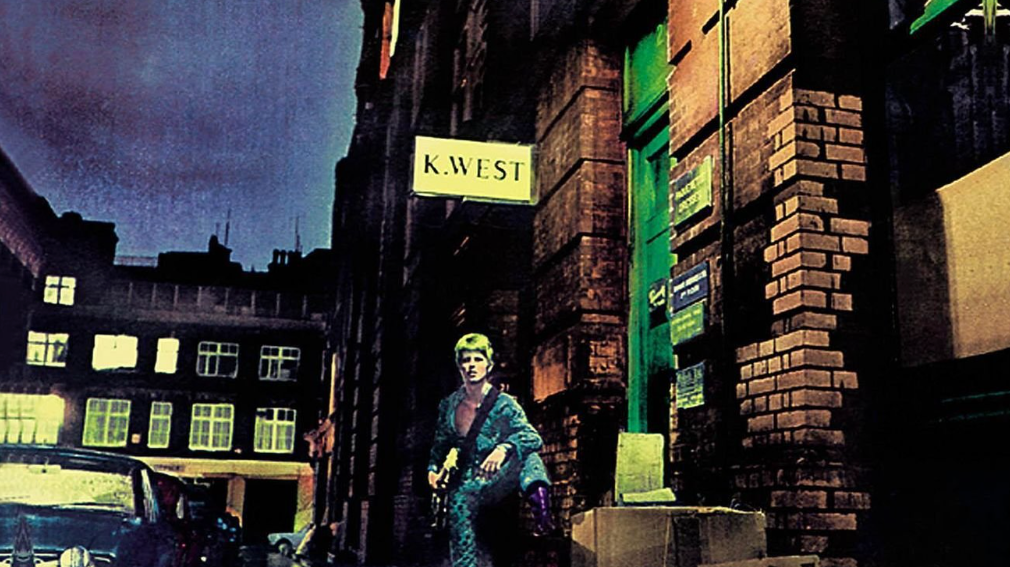 What Makes Ziggy Stardust a Classic?